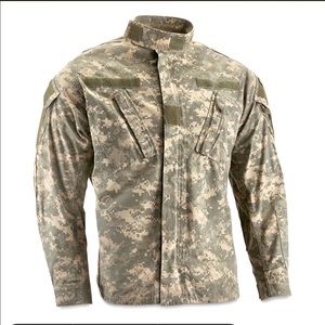 NWT US Army FRACU Fatigue Shirt L